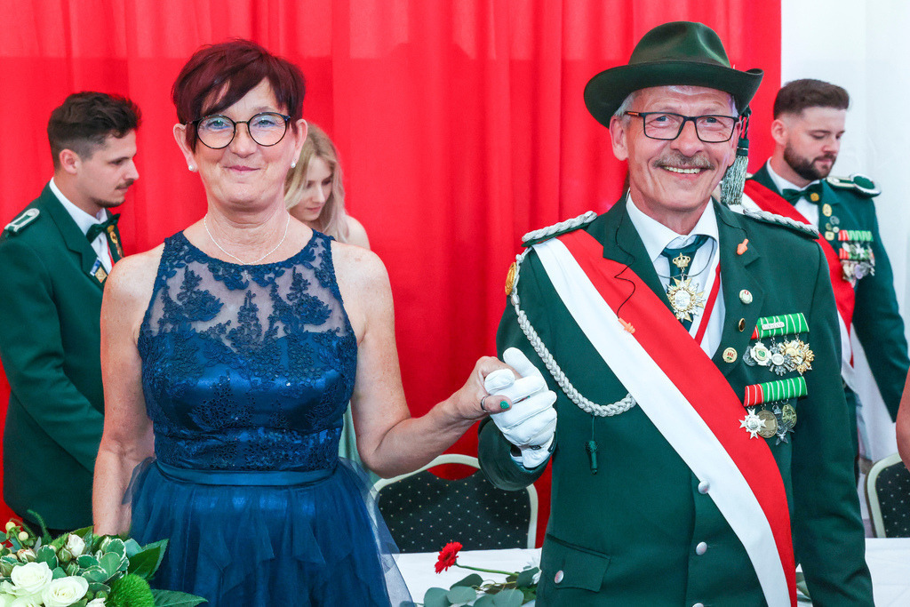 top-top.de 240601-176 | Foto, Video, Fotografie, Videografie, Fotobox, DJ, Discjockey, Musik, Musikbox, Veranstaltung, Photobooth, Amazon, Ebay, Buchtipp, Bestseller, Autor, Verlag, Buch, Wesel, Hamminkeln, NRW, Dinslaken, Rees, Drohne, Hochzeit, Party, Fotobox, Wesel, Fotograf