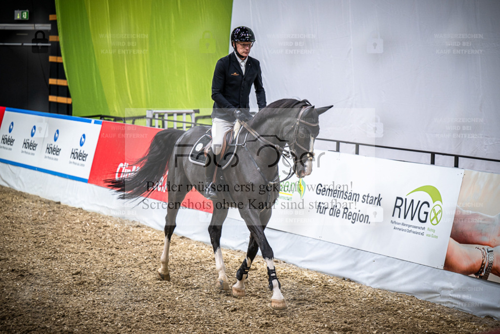 DOS_2048 | Entdecke hochwertige Reitturnierfotos von Foto Oger. Professionell, emotional und authentisch – jetzt Lieblingsmomente im Shop bestellen. - Realisiert mit Pictrs.com