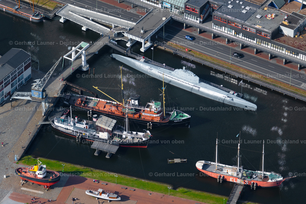 4030249 | BREMERHAVEN 01.06.2020 Museums- Schiff Schiffbau- und Schifffahrtsmuseum " Museumshafen Deutsches Schifffahrtsmuseum " in Bremerhaven im Bundesland Bremen. // Museum Ship Shipbuilding and Maritime Museum "Museumshafen Deutsches Schifffahrtsmuseum" in Bremerhaven in the state of Bremen. Foto: Gerhard Launer