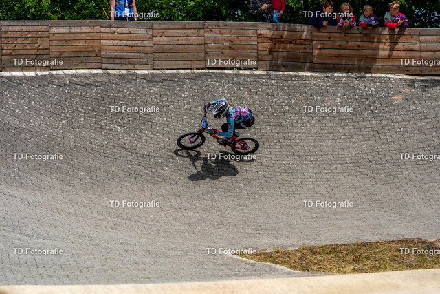BayBMX2026-05945 | Fotogalerie von Thomas Dettweiler mit Eventbildern und lizenzfreien Fotos. Perfekt als Wandbild, für Büro, Website oder private Nutzung. - Realisiert mit Pictrs.com