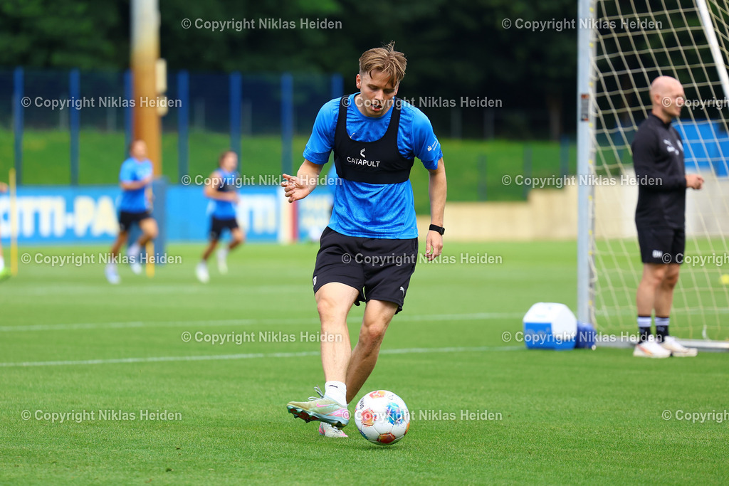 NH_HolsteinKiel_Training_29072025 | #10 Jonas Therkelsen (Holstein Kiel)Fußball I Herren I Training I Saison 2025-2026 I Holstein Kiel I 29.07.2025 I Citti-Fußballpark