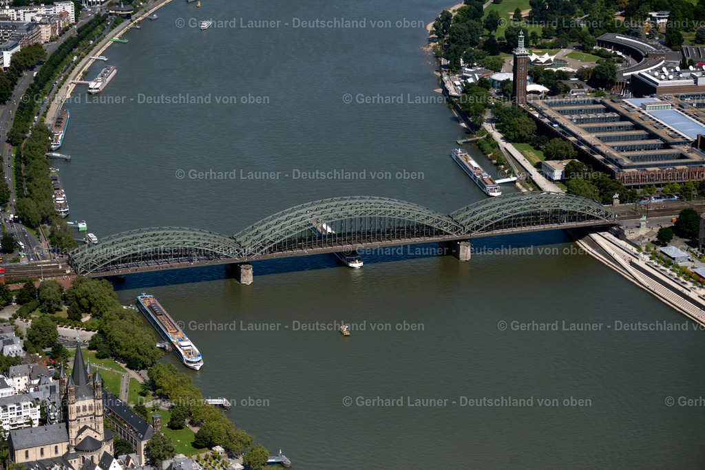 4048619 | Hohenzollernbrücke, Köln