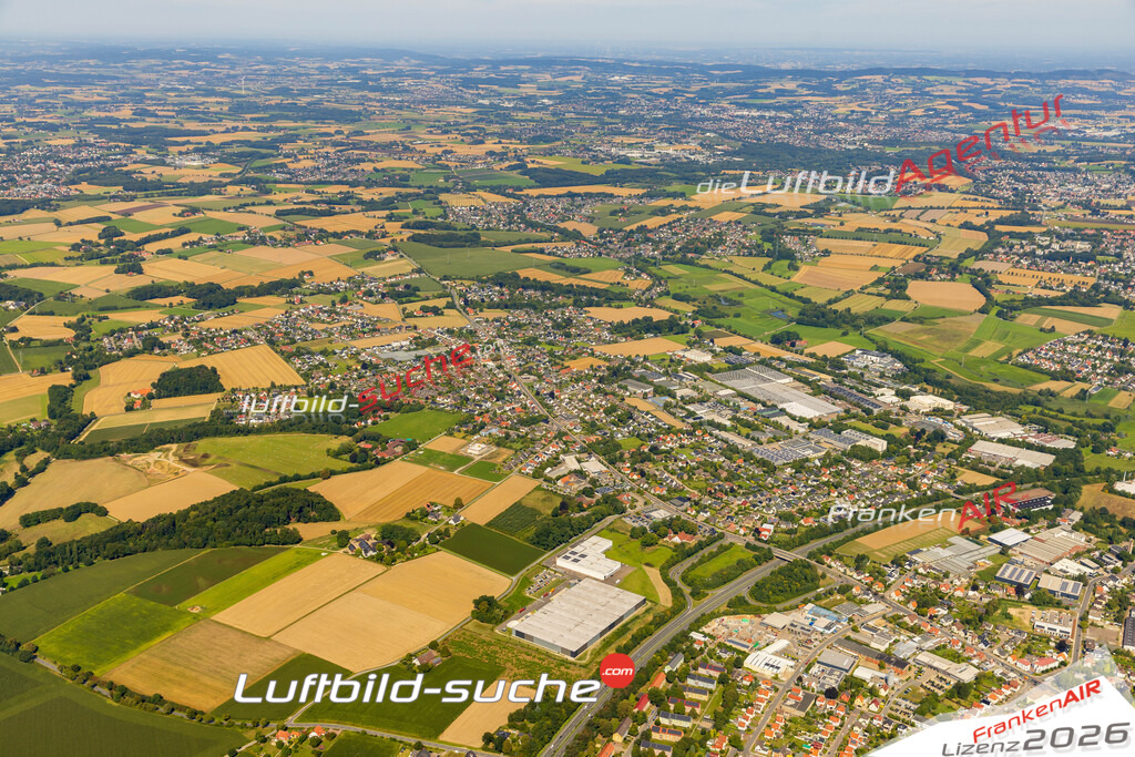 Luftaufnahme Herringhausen Herford - Die Luftaufnahme wurde 2025 vom UL-Flugzeug heraus erstellt ( ohne Drohne ) - Hochauflösende Luftaufnahme - für professionelle Ausdrucke geeignet. Die Geschenkidee !Mit Lizenz und Bildrechte bestellbar