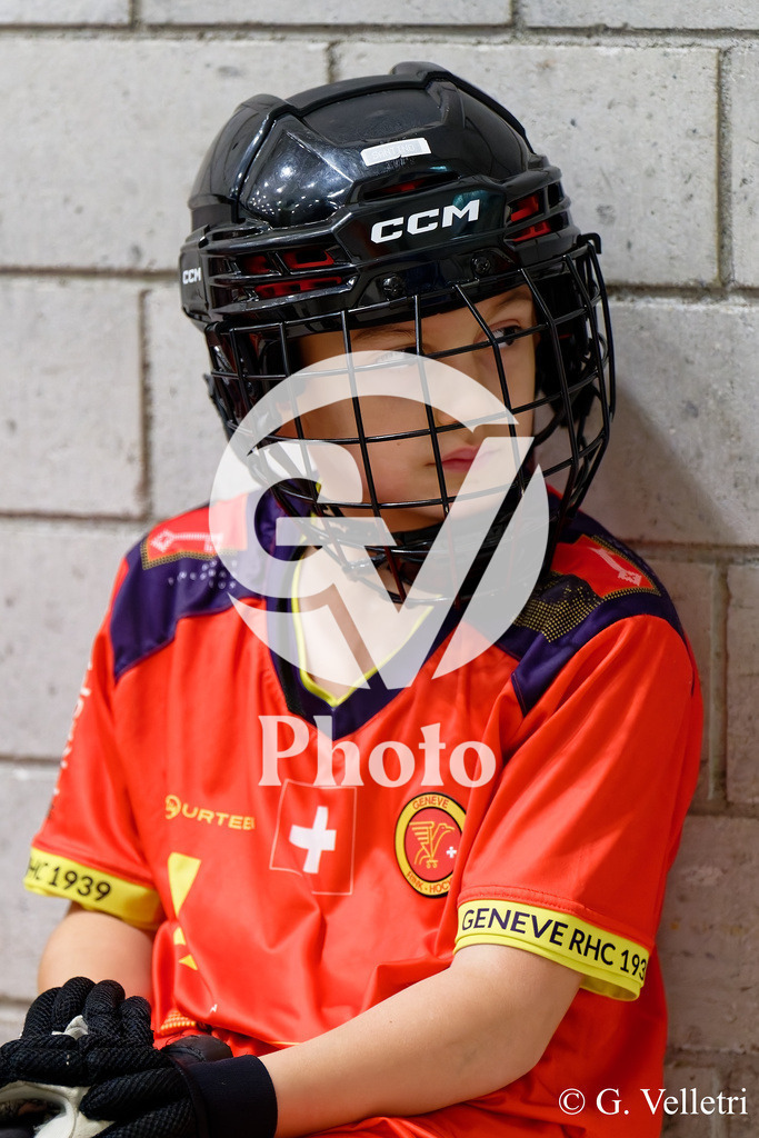 Super League  - Servette FC  v FC Zurich  | during the Super League  game between Servette FC  and FC Zurich  at Stade de Geneve  in Lancy , Switzerland 