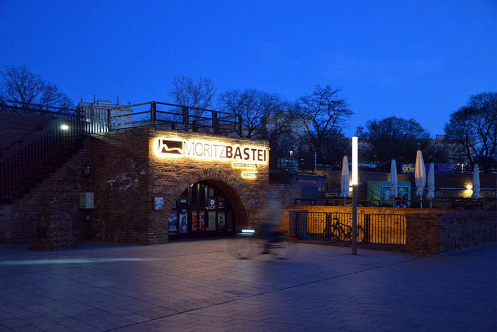 Moritzbastei | Das Team hinter BILDLEXIKON LEIPZIG bündelt historische wie aktuelle Informationen über die Stadt Leipzig in Text und Bild auf einer Plattform und stellt diese der interessierten Öffentlichkeit zur Verfügung.