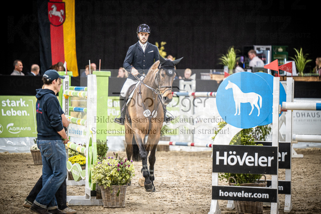 DOS_0573 | Entdecke hochwertige Reitturnierfotos von Foto Oger. Professionell, emotional und authentisch – jetzt Lieblingsmomente im Shop bestellen.Deutschlandweite Turnierfotografie. - Realisiert mit Pictrs.com