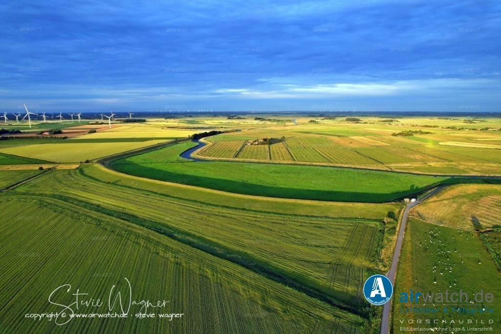 HattstedterKoog  & BeltringharderKoog | Entdecken Sie atemberaubende Luftbilder und Fotografien auf airwatch.de - Tauchen Sie ein in eine Welt voller faszinierender Aufnahmen aus der Vogelperspektive.