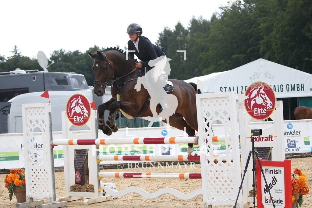 DL2Q2073 | Willkommen bei Brunnmayr - Design & Fotografie – Ihrem Spezialisten für Reitturniere und Pferdeveranstaltungen in Oberösterreich, Salzburg und Bayern! Seit über 17 Jahren sind wir leidenschaftlich dabei.