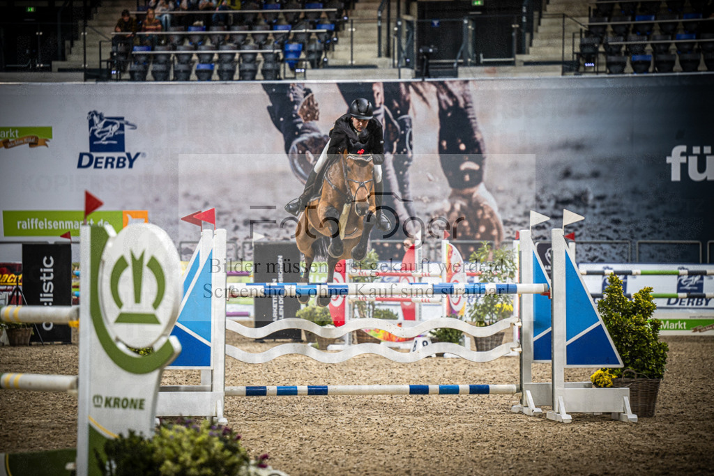 DOS_2922 | Entdecke hochwertige Reitturnierfotos von Foto Oger. Professionell, emotional und authentisch – jetzt Lieblingsmomente im Shop bestellen.Deutschlandweite Turnierfotografie. - Realisiert mit Pictrs.com