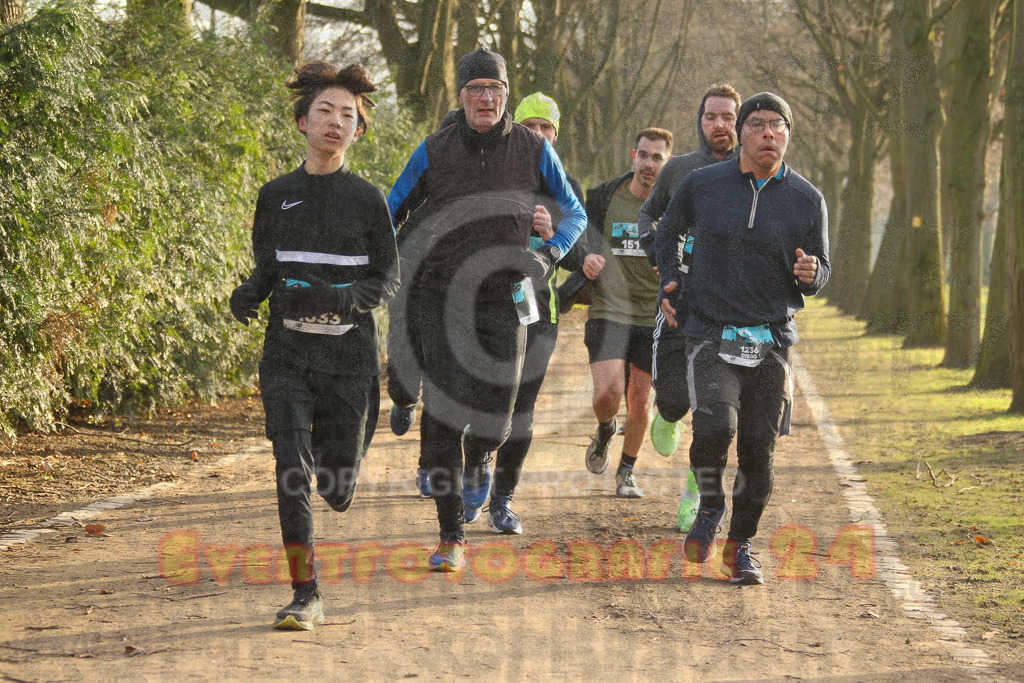 241231_1018_EV4_3731 | Sportfotografie im Rhein-Sieg Kreis, Köln, Bonn, NRW, Rheinland Pfalz, Hessen, etc. Unser Tätigkeitsfeld umfasst den Laufsport vom Volkslauf über den Marathon, Duathlon, Triathon bis zum Ultralauf wie Kölnpfad Ultra oder Schindertrail.