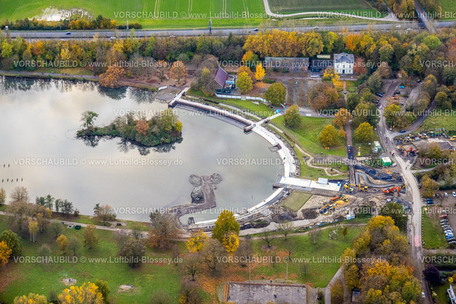 Bochum231102265 | Luftbild, Ümminger See Naherholungsgebiet, Baustelle mit Baumaßnahmen für Hochwasserschutz und Renaturierung Harpener Bach, Vogelschutz-Insel im See, Langendreer-Alter Bahnhof, Bochum, Ruhrgebiet, Nordrhein-Westfalen, Deutschland