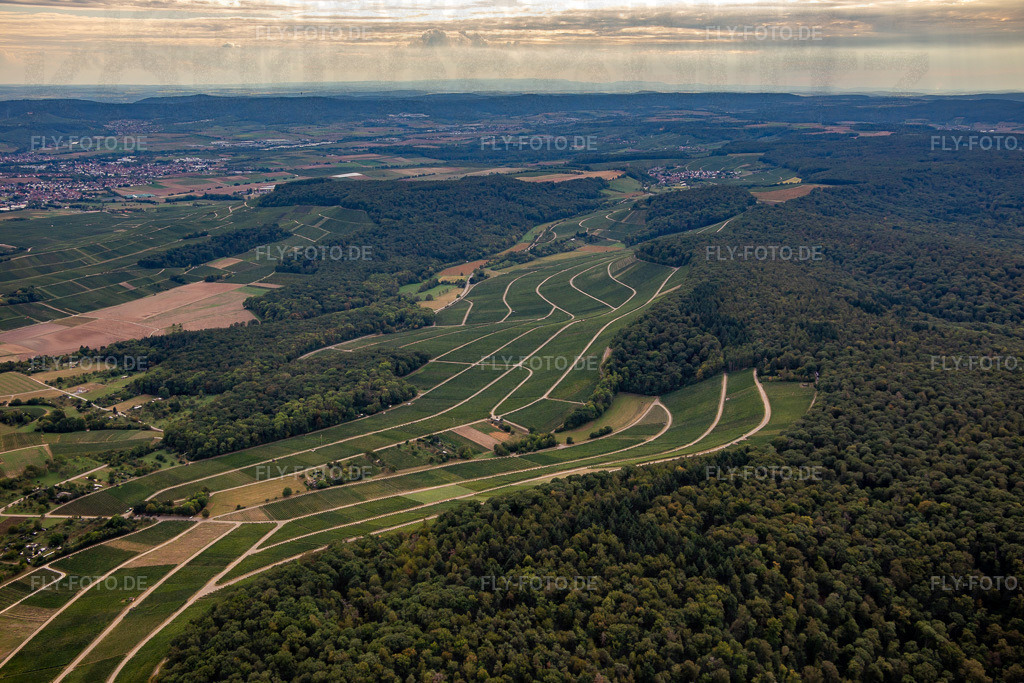 Heuchelberg | Luftbild: Heuchelberg im Ortsteil Nordhausen in Nordheim im Bundesland Baden-Württemberg in Deutschland. Foto: IMG_138666.jpg vom 16.09.2023 durch ©2025 Werner Riehm fly-foto.de/copyright - Realisiert mit Pictrs.com