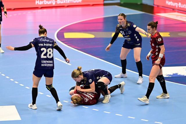 Handball I Frauen I Saison 2025-2026 I 1. HBF I 10. Spieltag I Buxtehuder SV - HSG Bensheim-Auerbach I 80729 | Der Sportfotograf. - Realisiert mit Pictrs.com