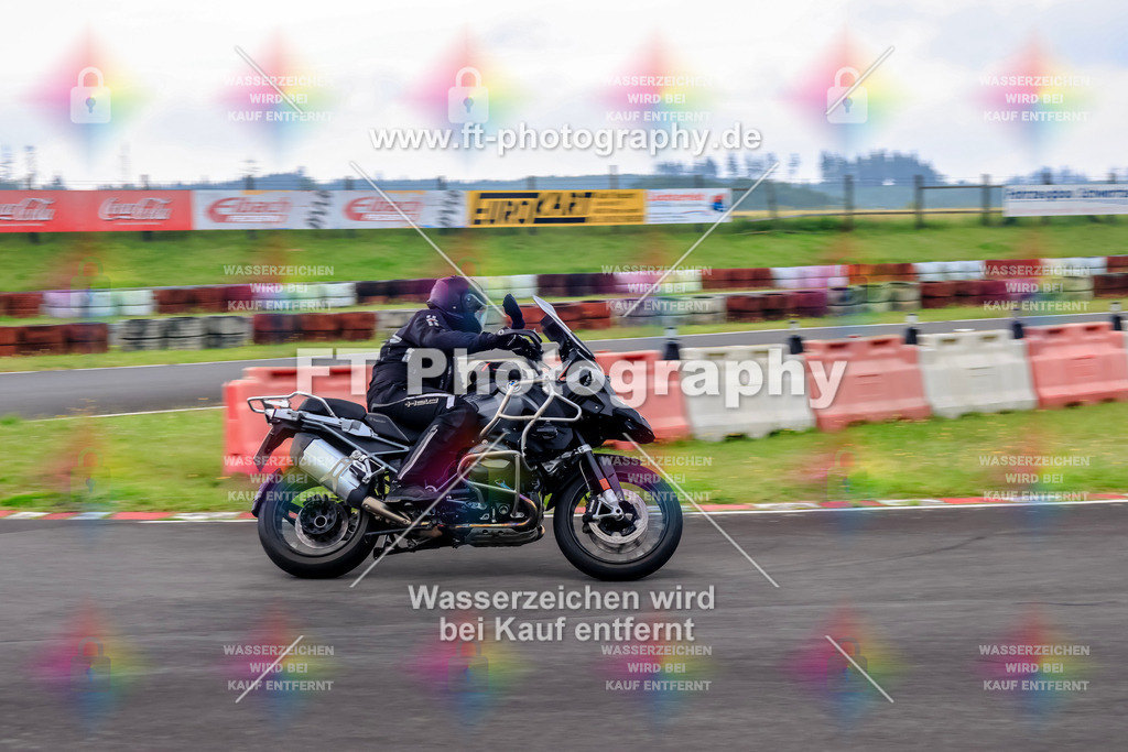 _TCM2735 | Hier findet Ihr Bilder von Touristenfahrten auf der Nürburgring Nordschleife oder von anderen Veranstaltungen die ich besucht habe. Viel Spass beim Durch Schauen 