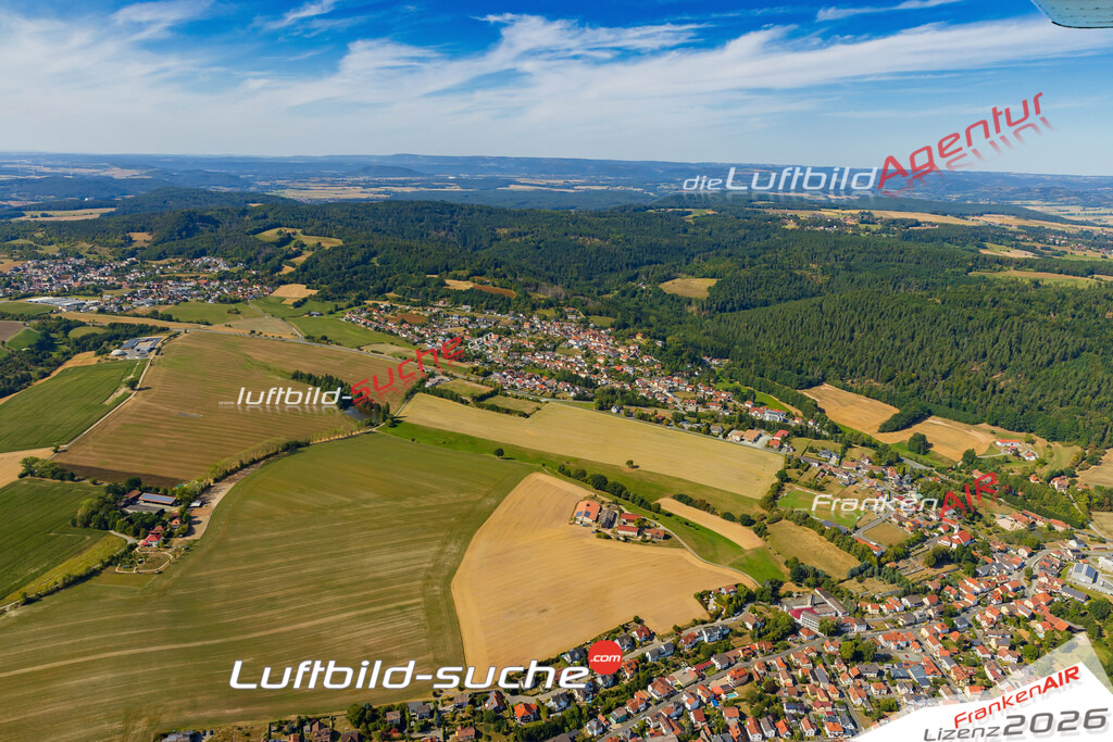 Luftbild Vs Google Maps  Johannisthal  Küps -Das Luftbild wurde 2025 vom UL-Flugzeug heraus erstellt ( keine Drohne ) - Hochauflösende Luftaufnahme -Nicht vergleichbar mit Google Maps oder Satelittenbilder- Die Geschenkidee !Mit Lizenz und Bildrechte bestellbar