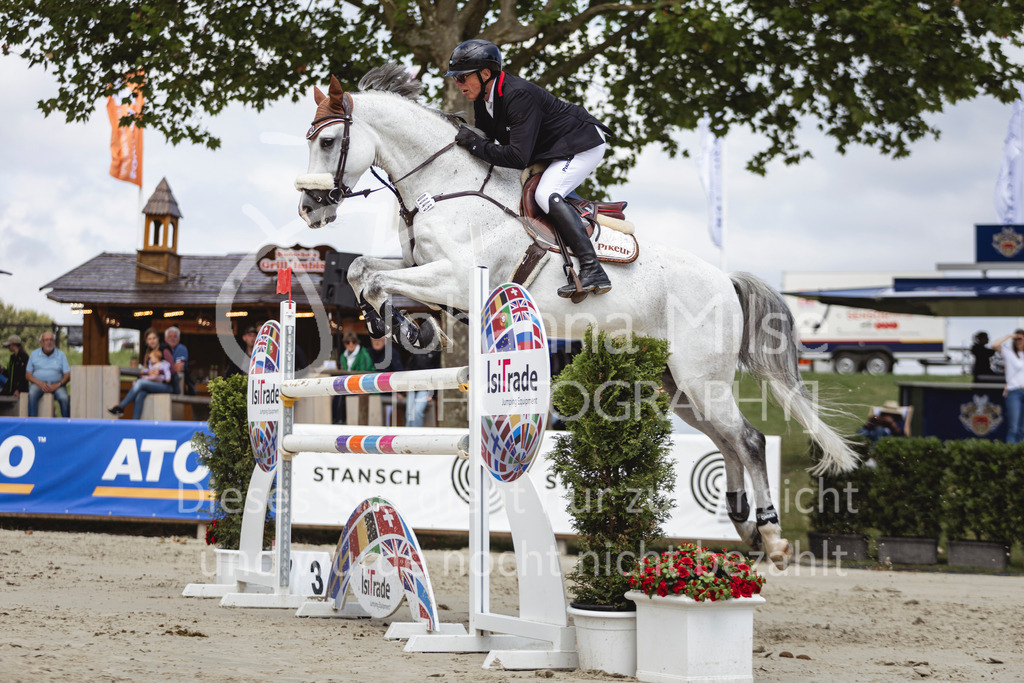 240712_BHO_ZweiPh-M2-1-540 | Deine schönsten Turniermomente als professionelle Fotos! Entdecke hochwertige Pferdesport-Fotografie im Online-Shop. Jetzt Fotos finden & bestellen!