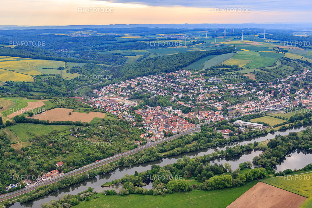 Orsansicht jenseits des Mains aus Westen | Luftbild: Orsansicht jenseits des Mains aus Westen in Schonungen im Bundesland Bayern in Deutschland. Foto: IMG_079119.jpg vom 15.05.2015 durch Werner Riehm/FLY-FOTO.de - Realisiert mit Pictrs.com
