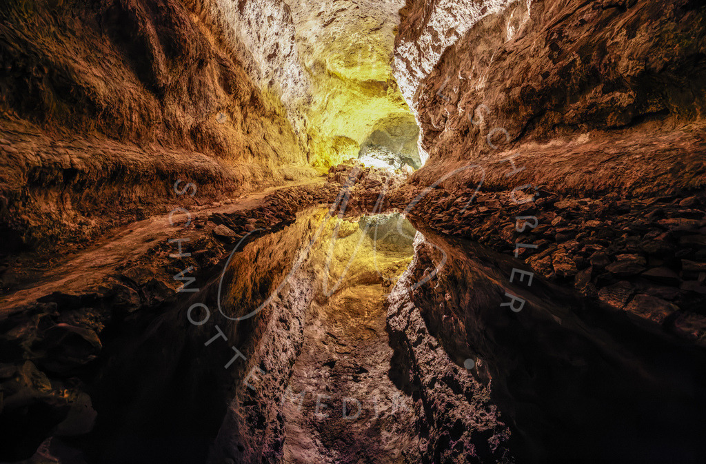 2025-03-27 Lanzarote Cueva de los Verdes 070-001 | Schwotte Media - Realisiert mit Pictrs.com