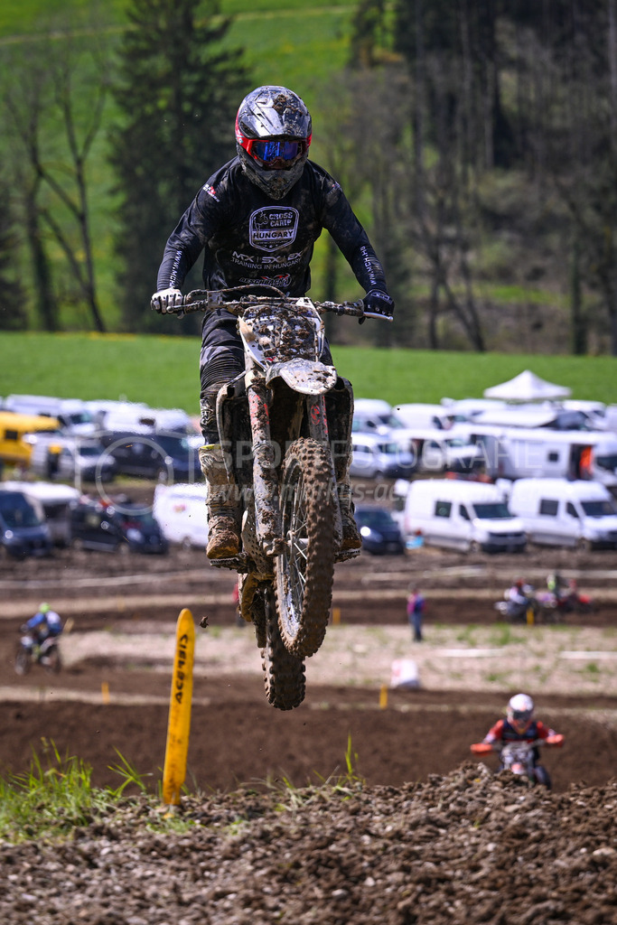 Motocross Schlatt bei Winterthur - 29. April 2023 | Fahrer in der Kategorie Hobby Open am Motocross Schlatt bei Winterthur, 29. April 2023.
Instagram: @mx_schlatt | @mc_wila | @sam_schweiz
Bild: Sportfotografie Markus Aeschimann | www.markus-aeschimann.ch - Realisiert mit Pictrs.com