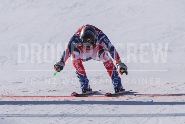 Audi FIS Ski World Cup: Men’s Slalom – Hahnenkamm Race, Kitzbuehel | Kitzbuehel, Austria, 25.Jan.26 - Alpine Skiing - FIS World Cup, Hahnenkamm Race, Slalom, men. The image shows ALLEGRE Nils (FRA, Salomon).