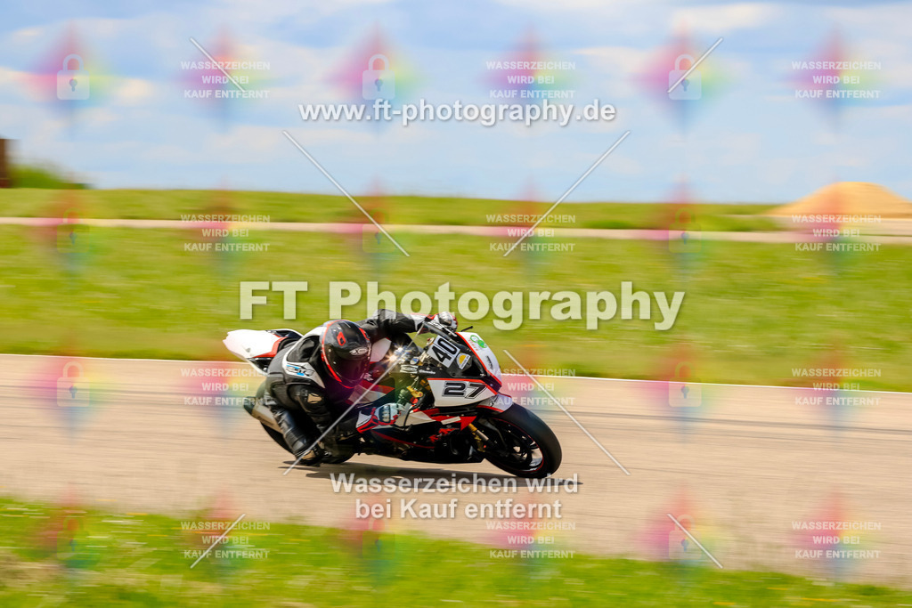 MotoTeam-0484 | Hier findet Ihr Bilder von Touristenfahrten auf der Nürburgring Nordschleife oder von anderen Veranstaltungen die ich besucht habe. Viel Spass beim Durch Schauen 