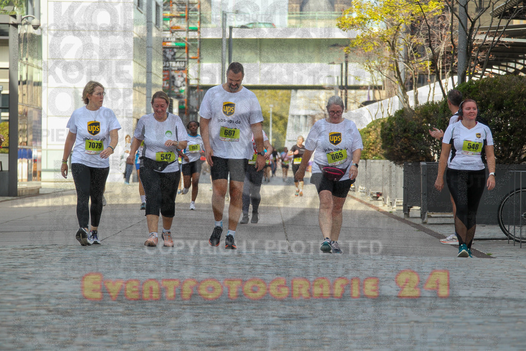250920_1345_EV4_6623 | Sportfotografie im Rhein-Sieg Kreis, Köln, Bonn, NRW, Rheinland Pfalz, Hessen, etc. Unser Tätigkeitsfeld umfasst den Laufsport vom Volkslauf über den Marathon, Duathlon, Triathon bis zum Ultralauf wie Kölnpfad Ultra oder Schindertrail.