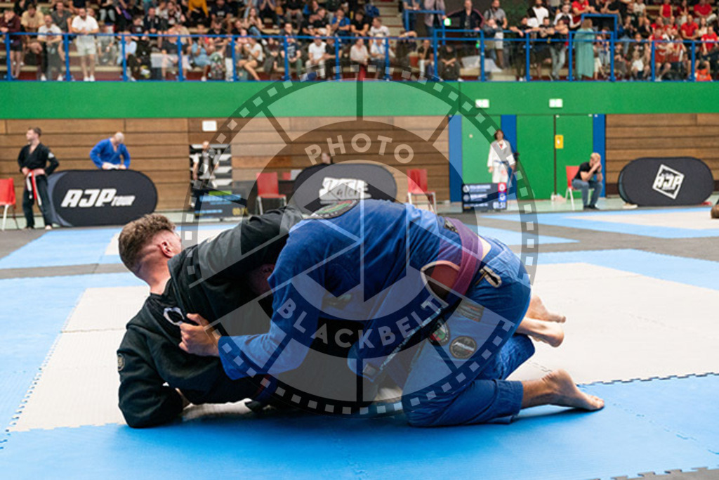 20230826PBB55464 | Fighters compete during the AJP INTLPRO BJJ and grappling competition in Hamburg, Germany, on August 26 2023.