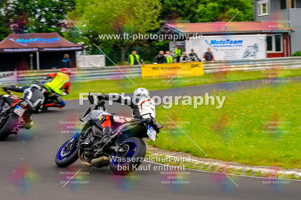 VBK-7559 | Hier findet Ihr Bilder von Touristenfahrten auf der Nürburgring Nordschleife oder von anderen Veranstaltungen die ich besucht habe. Viel Spass beim Durch Schauen 