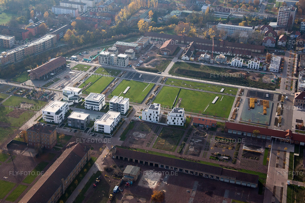 Luftbild: Landesgartenschau Gelände in Landau in der Pfalz im Bundesland Rheinland-Pfalz in Deutschland. Foto: IMG_085098.jpg vom 08.11.2015 durch Werner Riehm/FLY-FOTO.de