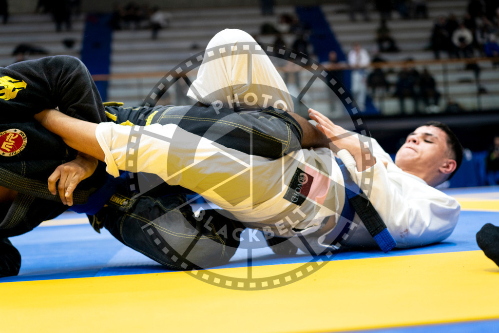 20240121PBB7556 | Fighters compete during the second day of the IBJJF European Championship in Paris, France, on January 21, 2024.