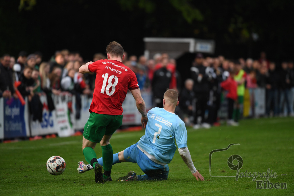 BV Bockhorn-SG FriPe | Relegation zur Kreisliga; BV Bockhorn (blau)-SG FriPe (rot) am 05.06.2025 in Oldenburg/Ofenerdiek (Lagerstraße), Photo: Philip Eiben 2025 - Realisiert mit Pictrs.com