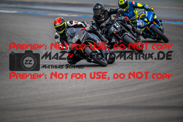 MaZZes_FotoMatrix_230410_3102 | ROT