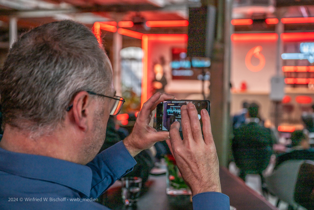 wwb_2000 | <Fotografie> <Video> <Film> <Winfried Bischoff> - Realisiert mit Pictrs.com