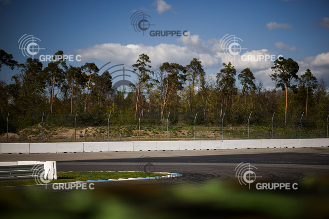 DTM024_041016313911629JS_JS | DTM, Testfahrt Hockenheimring 2024 - Foto: Gruppe C Photography - Realisiert mit Pictrs.com
