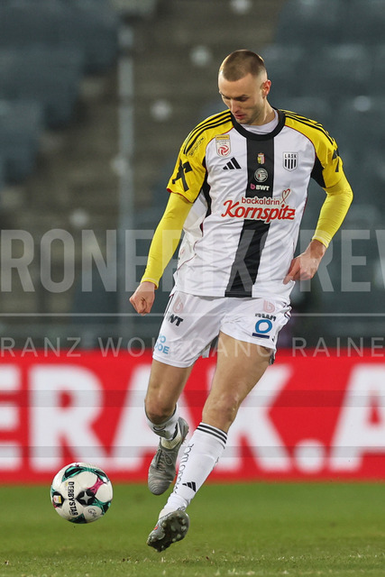 Austrian Bundesliga: Grazer AK 1902 vs LASK | GRAZ, AUSTRIA, 13.DEC.25 - SOCCER - ADMIRAL Bundesliga, Grazer AK 1902 vs LASK. The image shows Sasa Kalajdzic (Lask).
