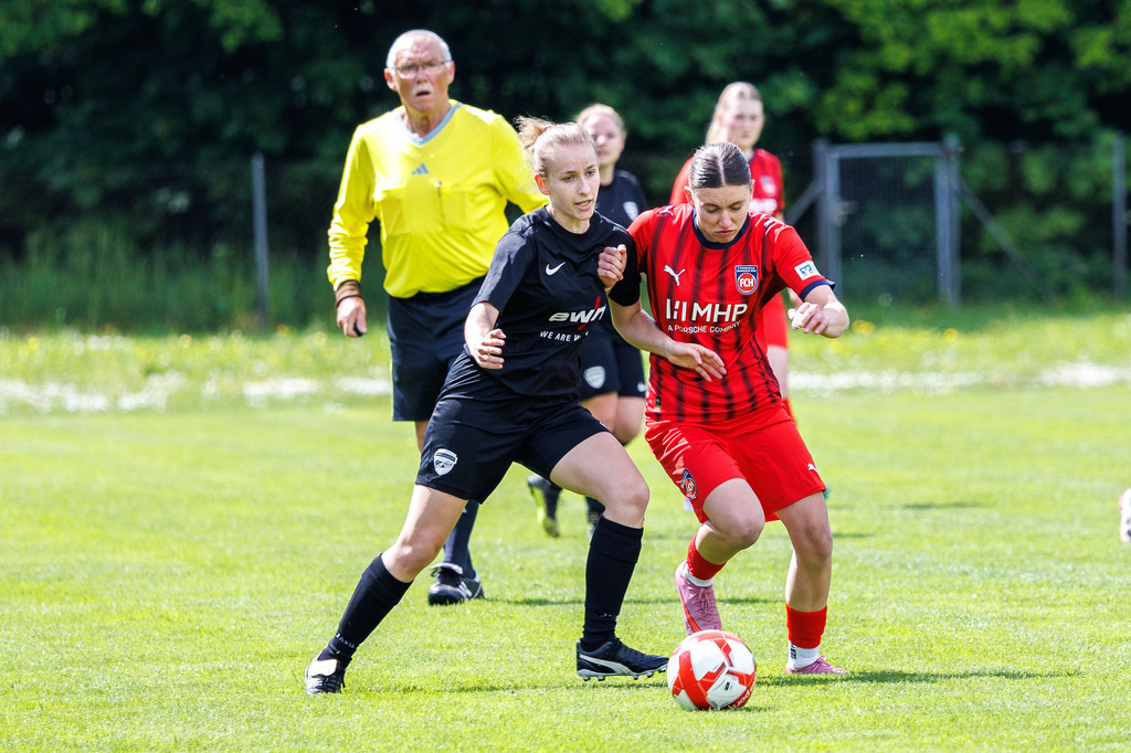 20260517-SGMHS-FCH_012 | SGM Hohenmemmingen/Sontheim vs. 1.FC Heidenheim 1846 II, Fußball, Frauen, Bezirksliga Meisterrunde, 2025/2026, 4. Spieltag, 17.05.2026 in Sontheim, Rasenplatz 1(Foto: Michael Bulling) - Realisiert mit Pictrs.com