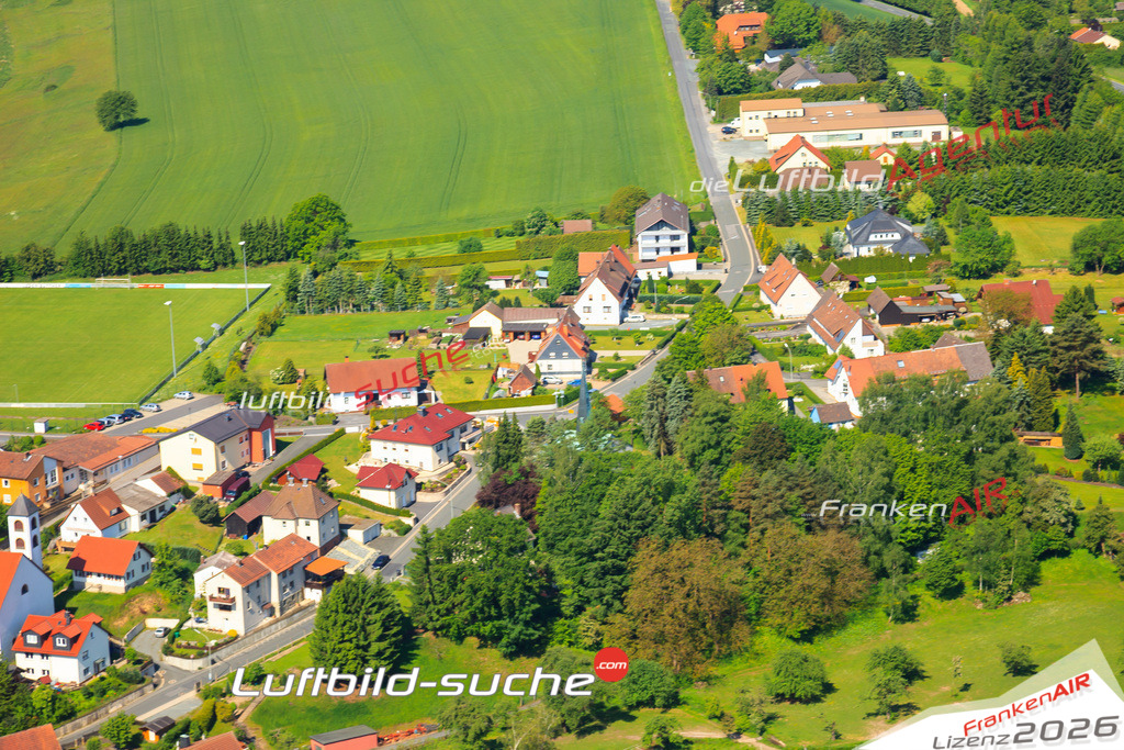 Die Luftaufnahme Johannisthal - Küps wurde vom UL-Flugzeug (keine Drohne) aus fotografiert.Hohe Druck- Auflösung-die Geschenkidee!