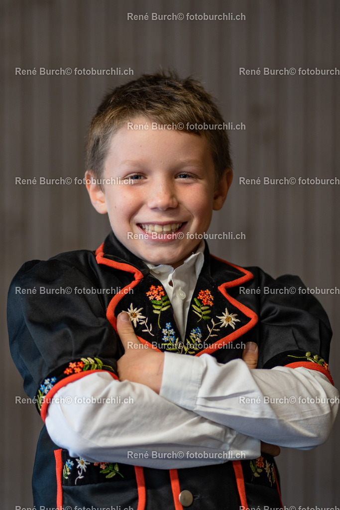 RB_03256 | Maurin von Wyl - Realisiert mit Pictrs.com