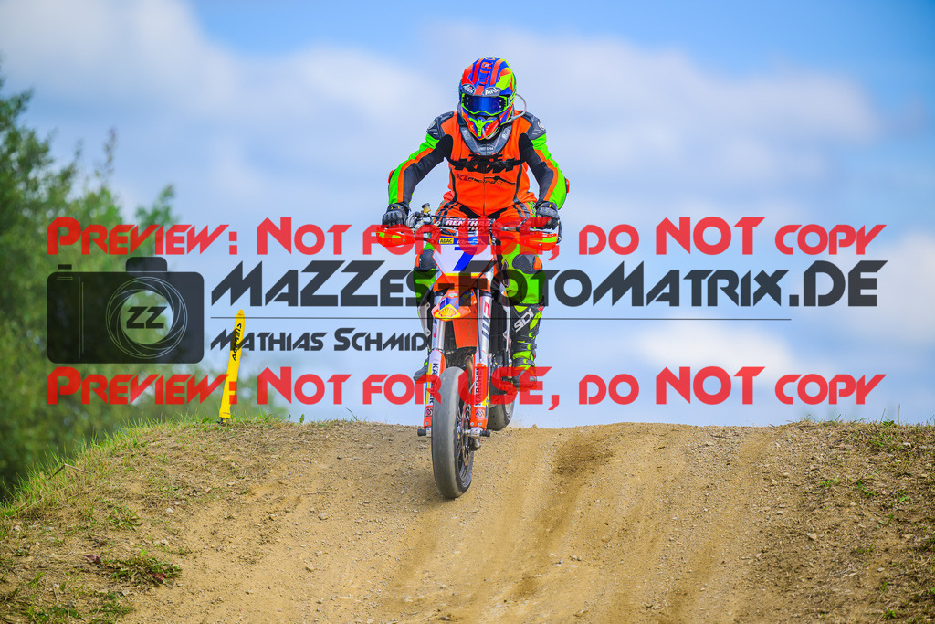 MaZZes_FotoMatrix_240713_6007705_0189 | S3