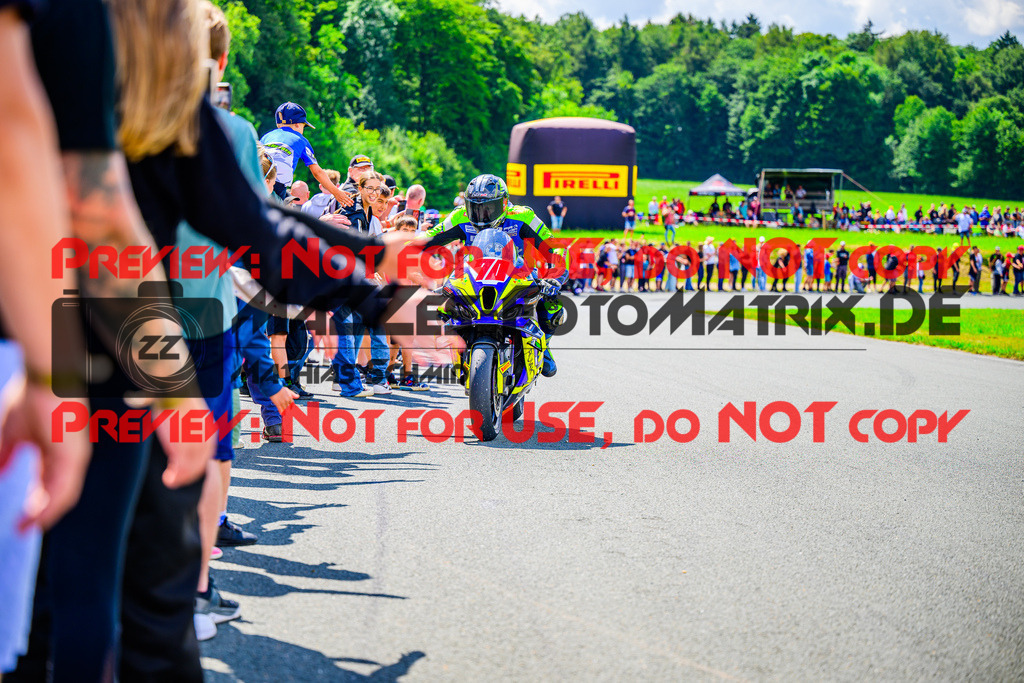 MaZZes_FotoMatrix_240728_6021986_5713 | STK