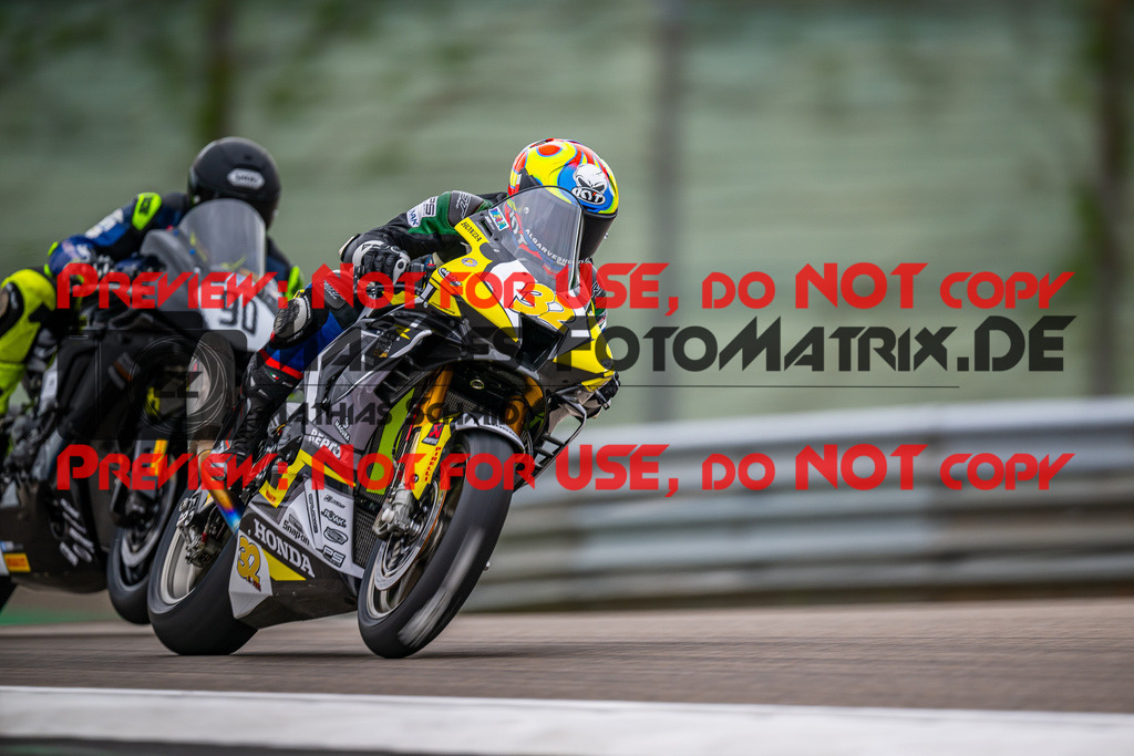 MaZZes_FotoMatrix_240503_6007705_3795 | STK1000