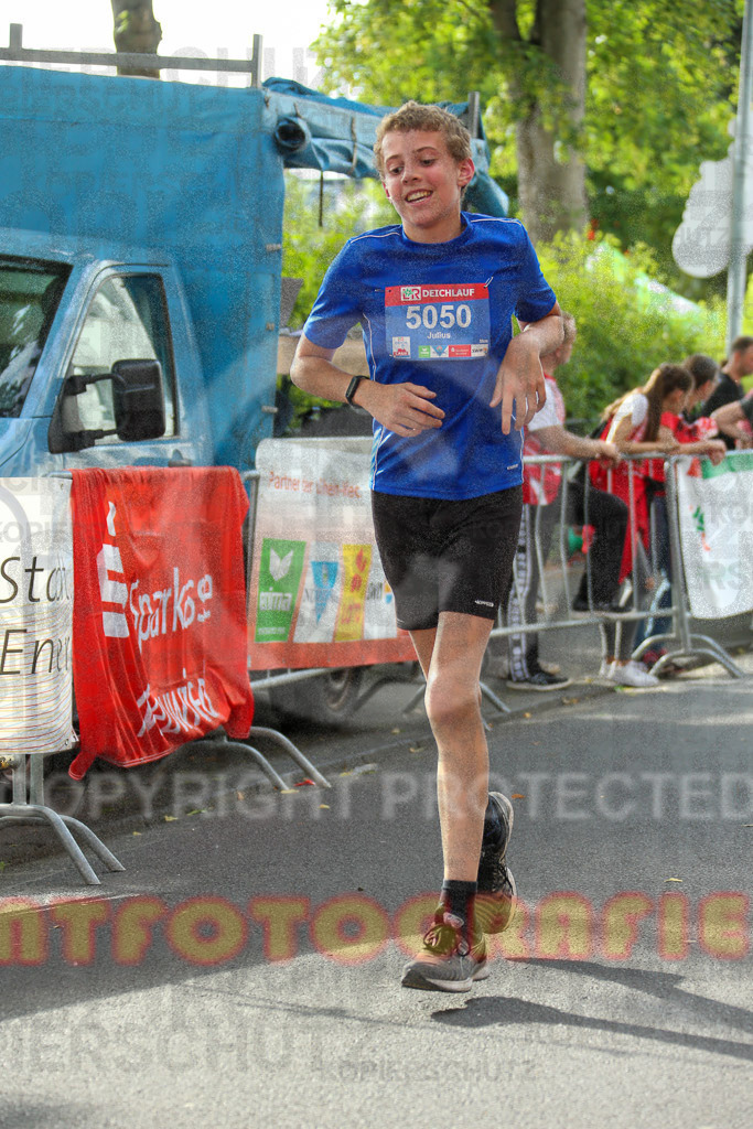 220610_1833_EX1_7223 | Sportfotografie im Rhein-Sieg Kreis, Köln, Bonn, NRW, Rheinland Pfalz, Hessen, etc. Unser Tätigkeitsfeld umfasst den Laufsport vom Volkslauf über den Marathon, Duathlon, Triathon bis zum Ultralauf wie Kölnpfad Ultra oder Schindertrail.