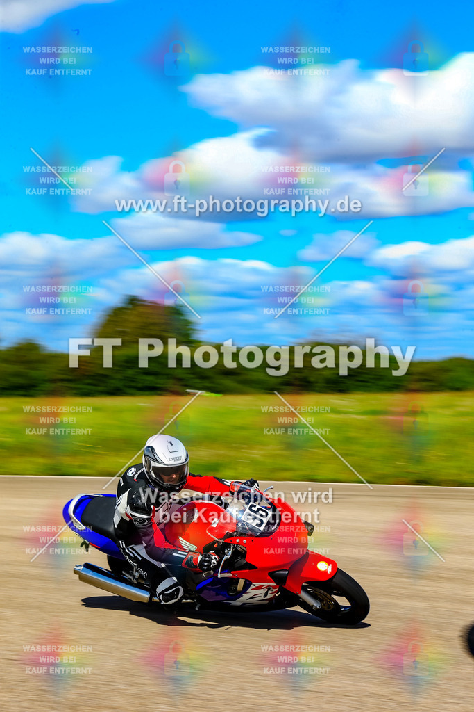 036-6416 | Hier findet Ihr Bilder von Touristenfahrten auf der Nürburgring Nordschleife oder von anderen Veranstaltungen die ich besucht habe. Viel Spass beim Durch Schauen 