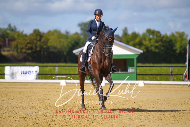 DKP45324 | Turniersportfotografie; Pferdefotografie; Dressurfotografie