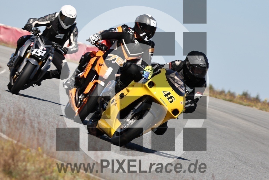 0046-20240509_02233 | Schöne Erinnerungen an spannende Momente - das festzuhalten ist unser Job. PIXELrace.de ist seit 2003 auf den Rennstrecken Europas unterwegs um die Action draußen beim Fahren und die wunderbare Stimmung imm Fahrerlager für euch einzufangen.