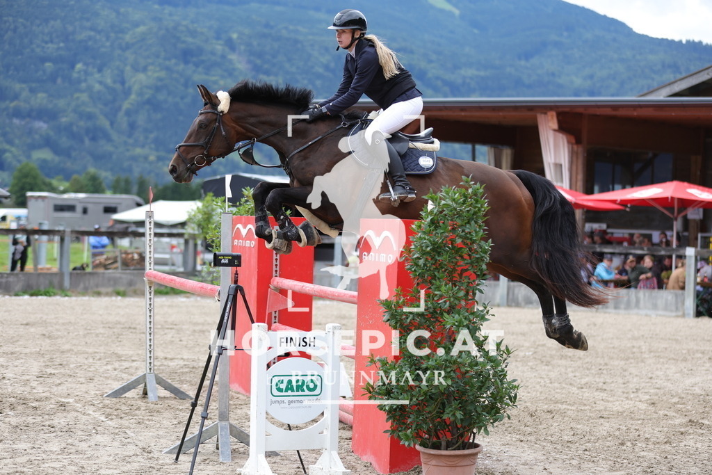 0P6A2697 | Willkommen bei Brunnmayr - Design & Fotografie – Ihrem Spezialisten für Reitturniere und Pferdeveranstaltungen in Oberösterreich, Salzburg und Bayern! Seit über 17 Jahren sind wir leidenschaftlich dabei.
