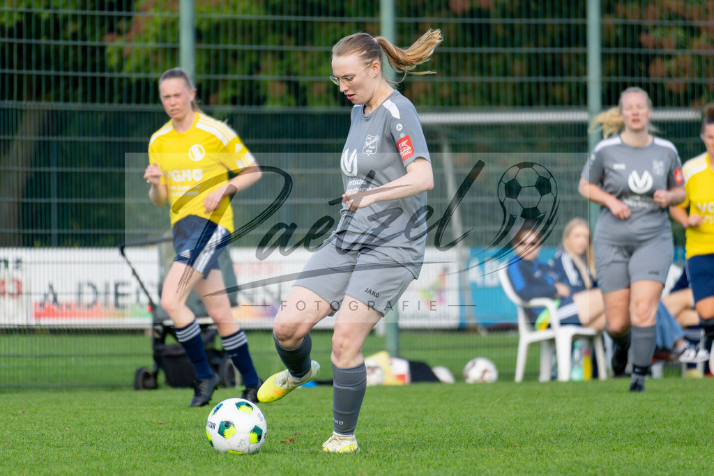 20260906_RULSVK_0741 | Fußball, Frauen:   beim Spiel der Kreisliga zwischen SG Rulle/Haste vs. SV Kettenkamp am 06.09.2026 im Stavermann-Sportpark in Rulle/Wallenhorst, Deutschland.(Foto von Nico Paetzel) - Realisiert mit Pictrs.com