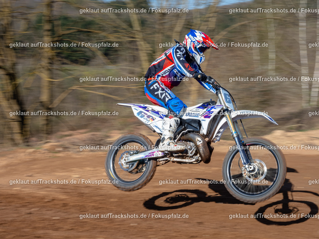 Schweyen040525-5 | Trackshots.de / Fokuspfalz.de - Realisiert mit Pictrs.com