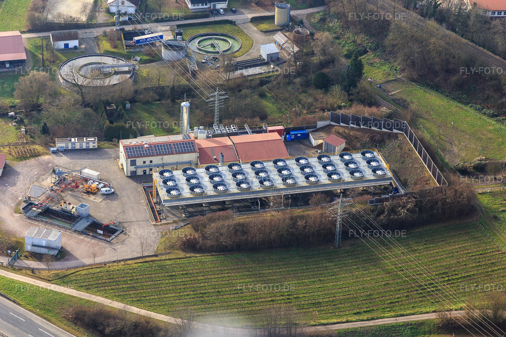 Geothermieekraftwerk Insheim | Luftbild: Geothermieekraftwerk Insheim in Insheim im Bundesland Rheinland-Pfalz in Deutschland. Foto: IMG_145168.jpg vom 04.01.2025 durch ©2025 Werner Riehm fly-foto.de/copyright - Realisiert mit Pictrs.com