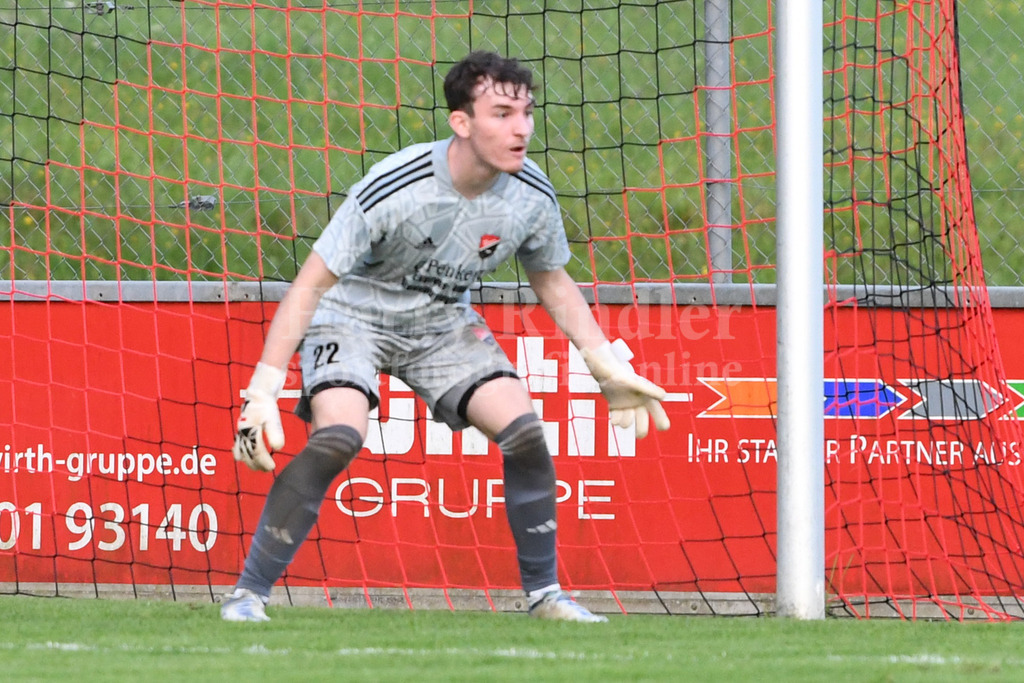  TSV Seebach : ASV Burglengenfeld | Enrico Birkner (TSV Seebach #22) Neuzugang SV Schalding/Heining U19 - Realisiert mit Pictrs.com